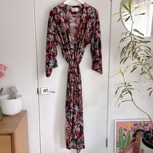 Maison Du Soir Isabella Floral Long Red Robe Size XS $264